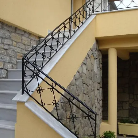 Appartement Vintage Luxury House By The River *