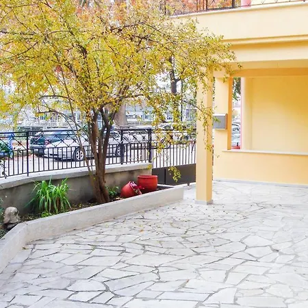 Apartment Vintage Luxury House By The River *